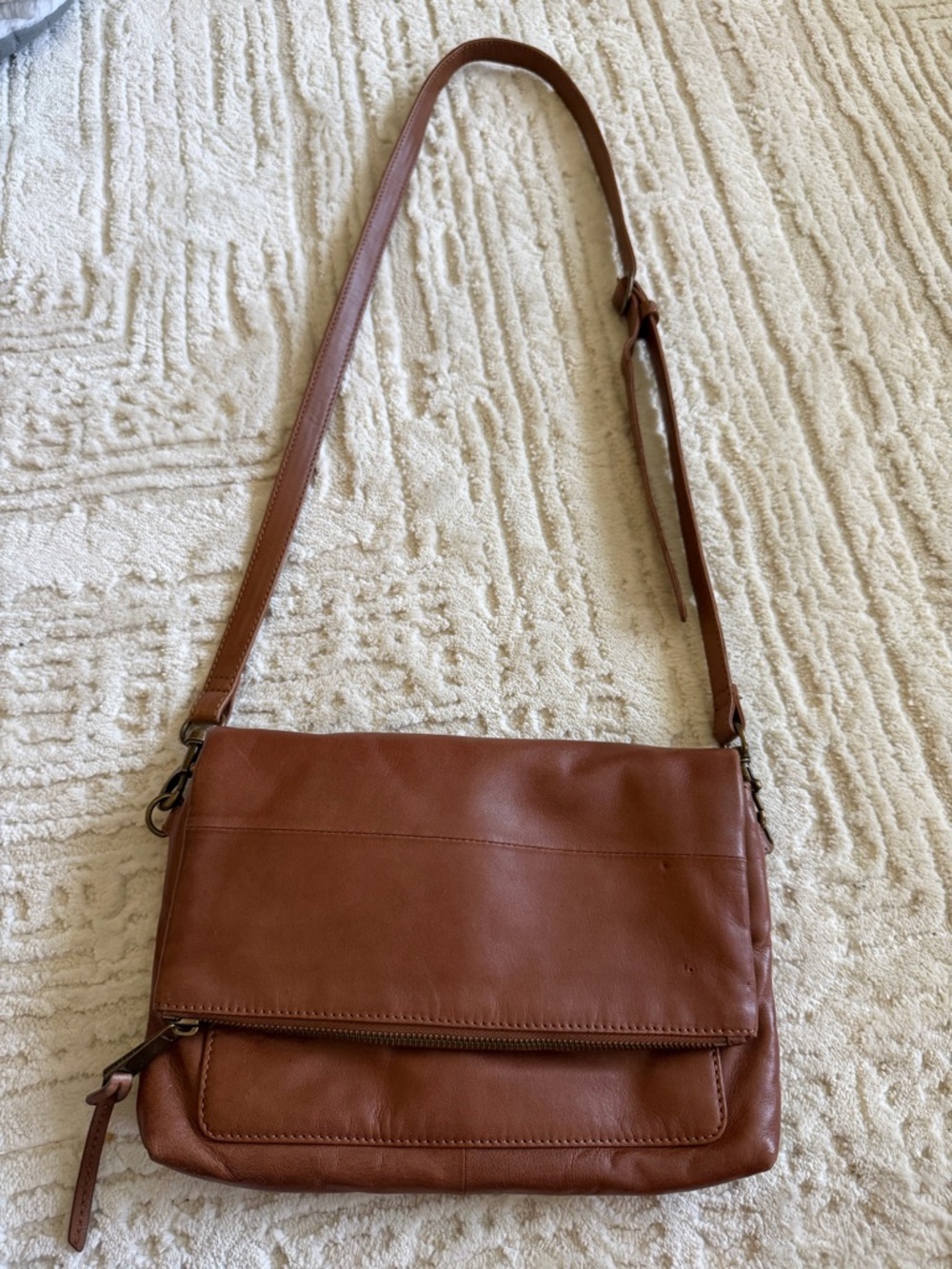 Lucky brand brown leather crossbody bag